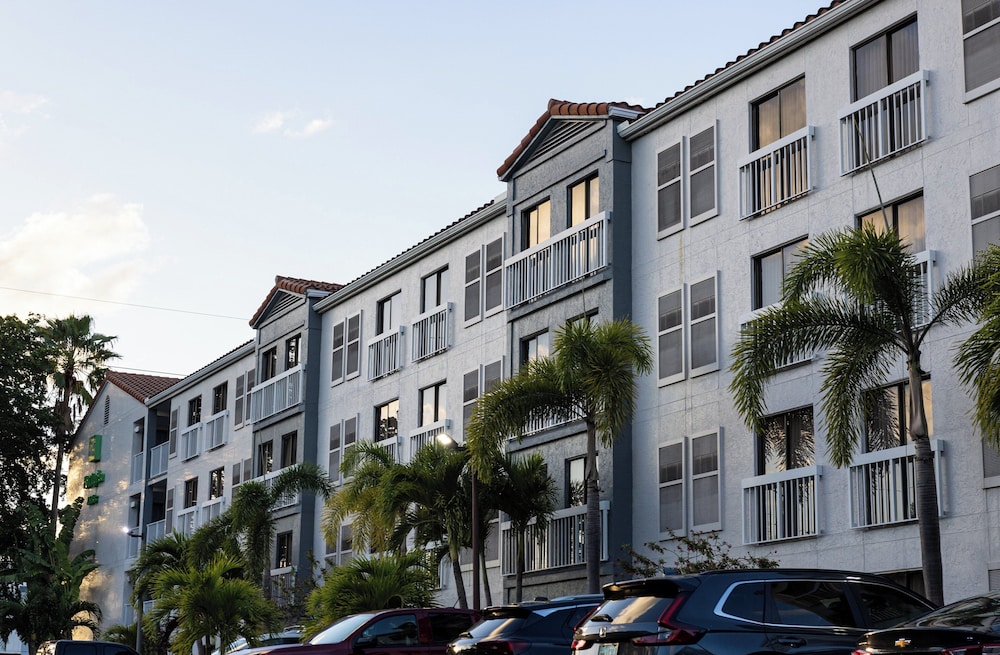 Holiday Inn & Suites Boca Raton North by IHG - photo 49