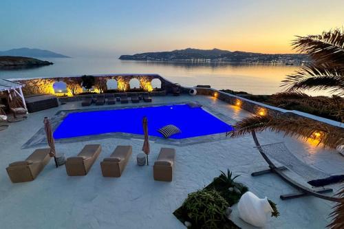Stay Waterfront Stunning 5 Bedroom Villa Annita with Incredible Views — 4-Star Luxury Hotel in Mykonos, Greece