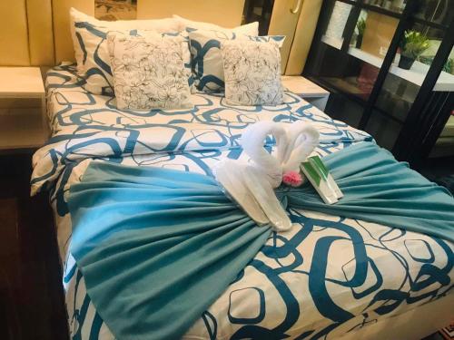 Luxurious Condotel at the heart of Makati — 4-Star Luxury Hotel in Manila, Philippines