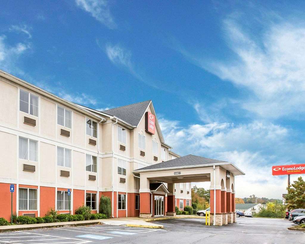 Econo Lodge Inn and Suites Douglasville GA - photo 3