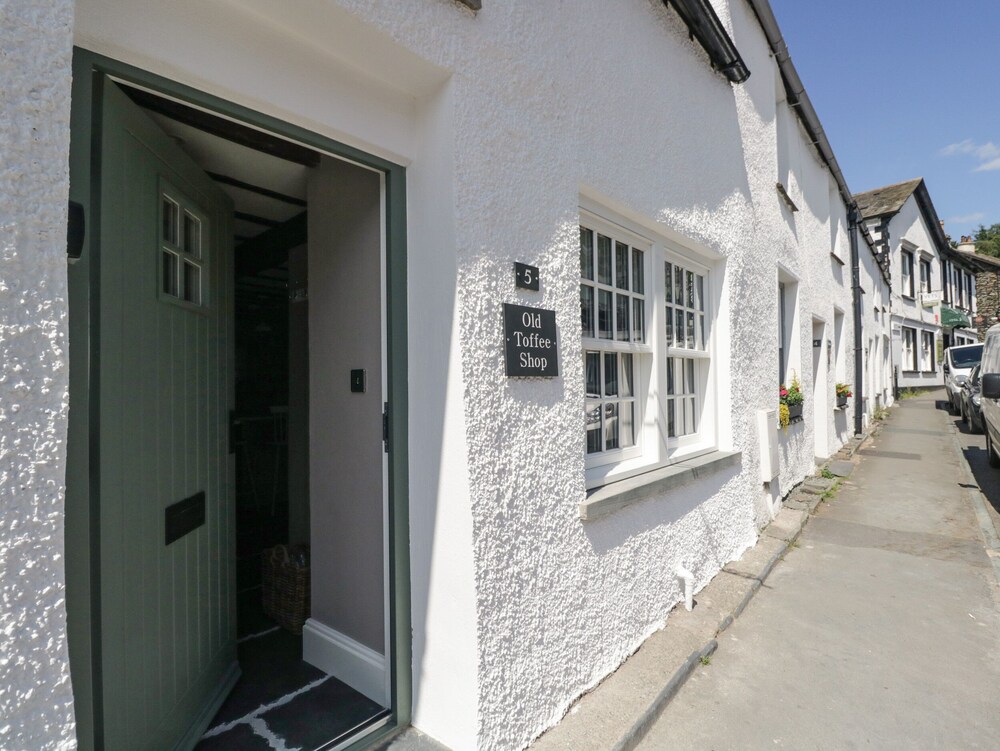 Old Toffee Shop - last minute hotel in Ambleside