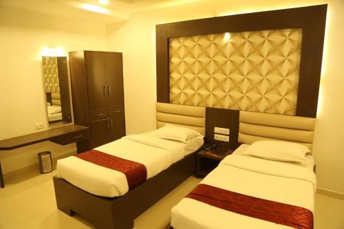Hotel Shivananda by i Roomz in Hospet, India
