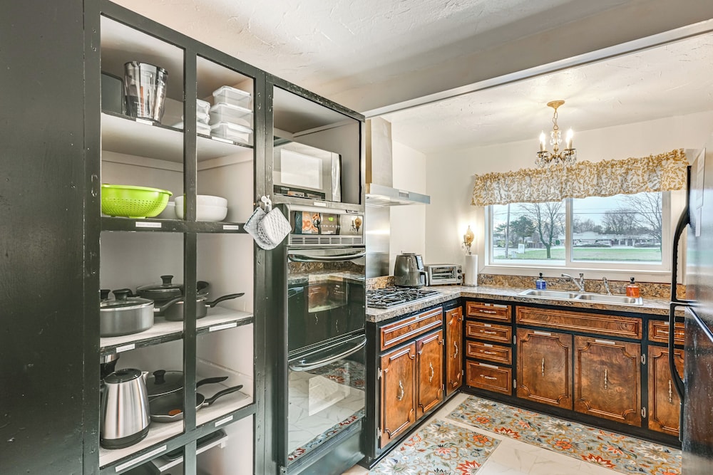 2 Mi To Downtown Flushing Spacious Retreat — Flushing