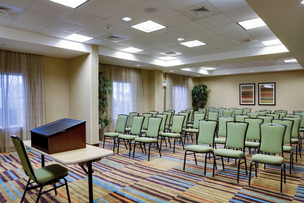 Fairfield Inn & Suites Lake City - photo 26