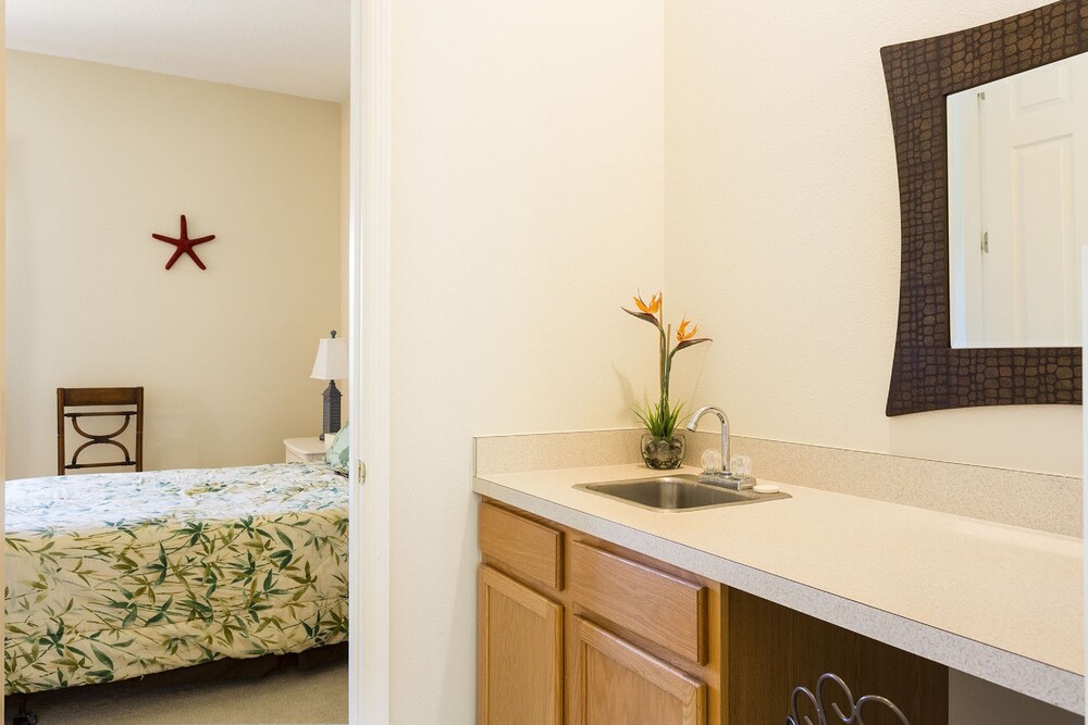 Reunion Resort by Intteli Fun Rentals - photo 7