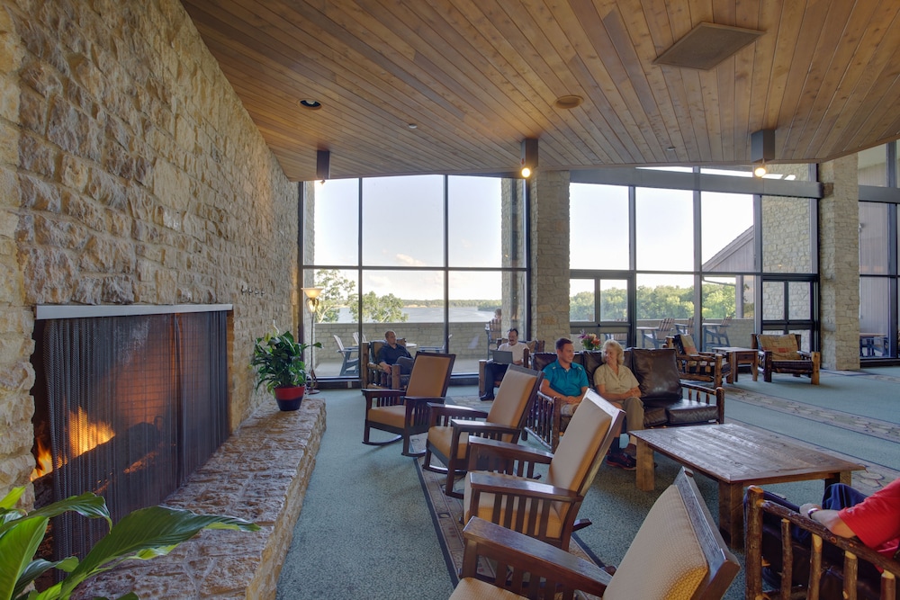 Deer Creek Lodge & Conference Center - photo 3