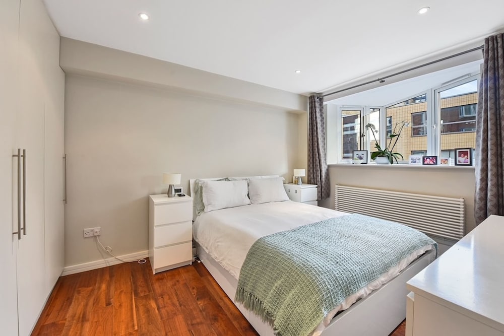 Chic High end 1BD Flat Near Borough Market — 4-Star Luxury Hotel in London, United Kingdom