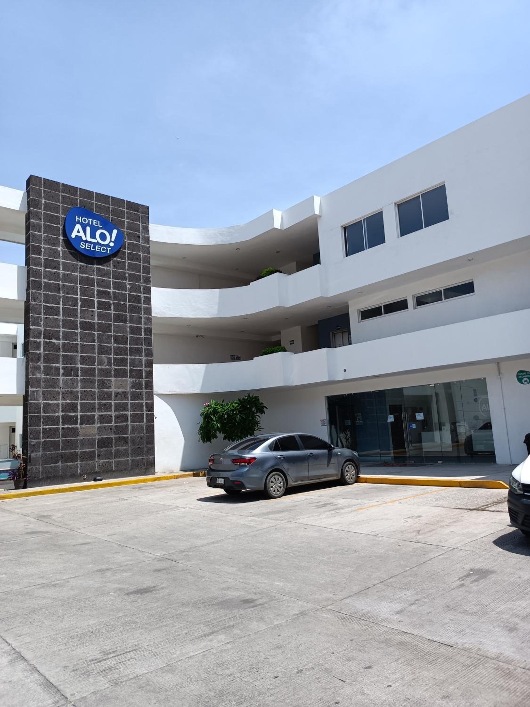 Alo Select Mazatlan