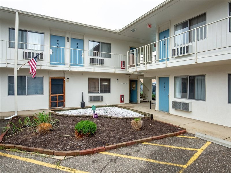 Days Inn by Wyndham New Philadelphia - featured photo