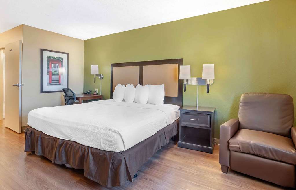 Extended Stay America Suites Oakland Emeryville - photo 14
