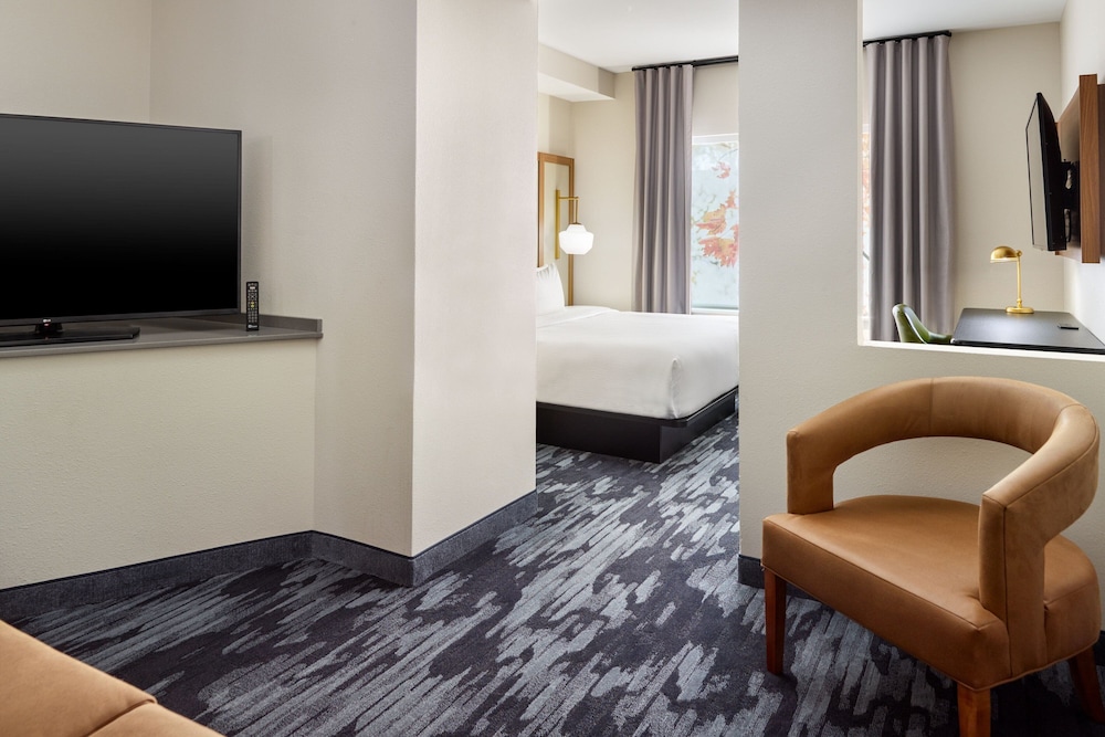 Fairfield Inn and Suites by Marriott Atlanta McDonough - photo 6