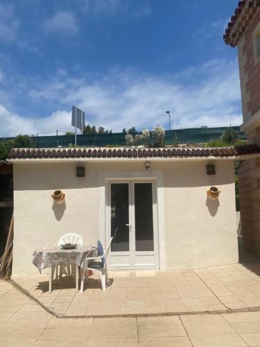 Villeneuve Loubet Studio Cigalou in Villeneuve-Loubet, France