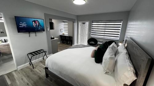 Oceano Suites Daytona Beach - photo 20