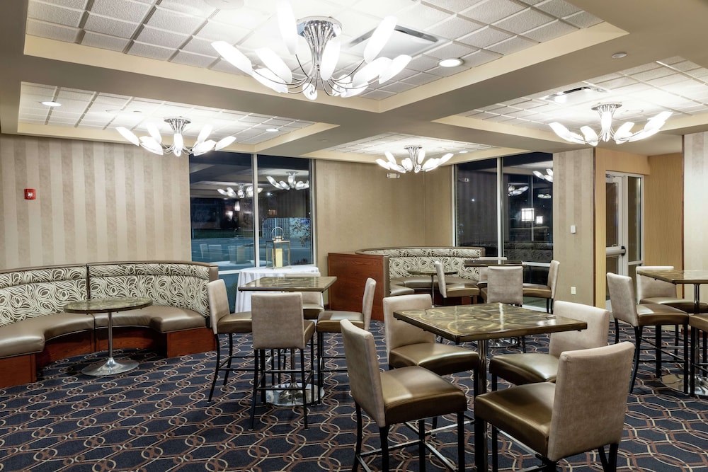 Hilton Garden Inn Des Moines West - photo 75
