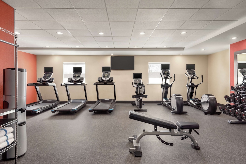 Home2 Suites by Hilton Woodbridge Potomac Mills - photo 29