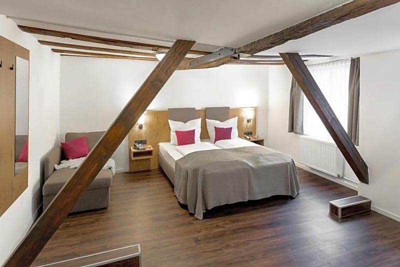 Hotel & Restaurant Lamm — hotel in Mosbach