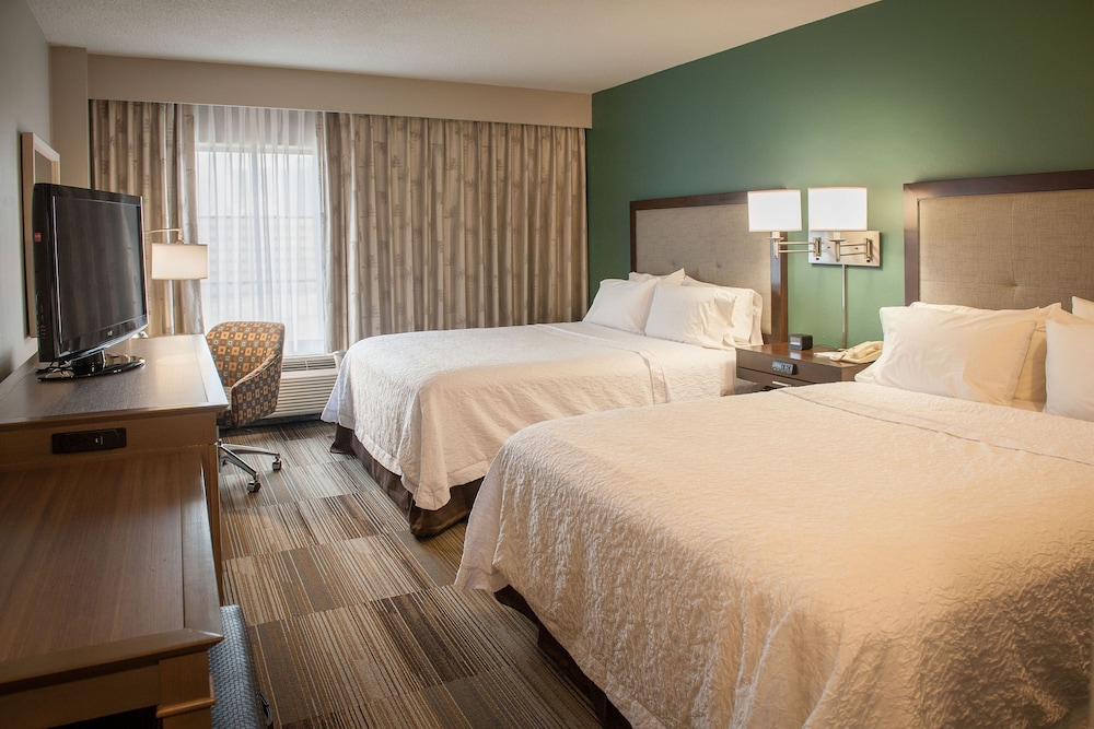 Hampton Inn and Suites New Orleans Convention Center - photo 9