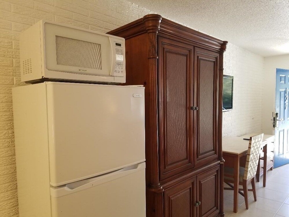 Extended Stay Brunswick - photo 13