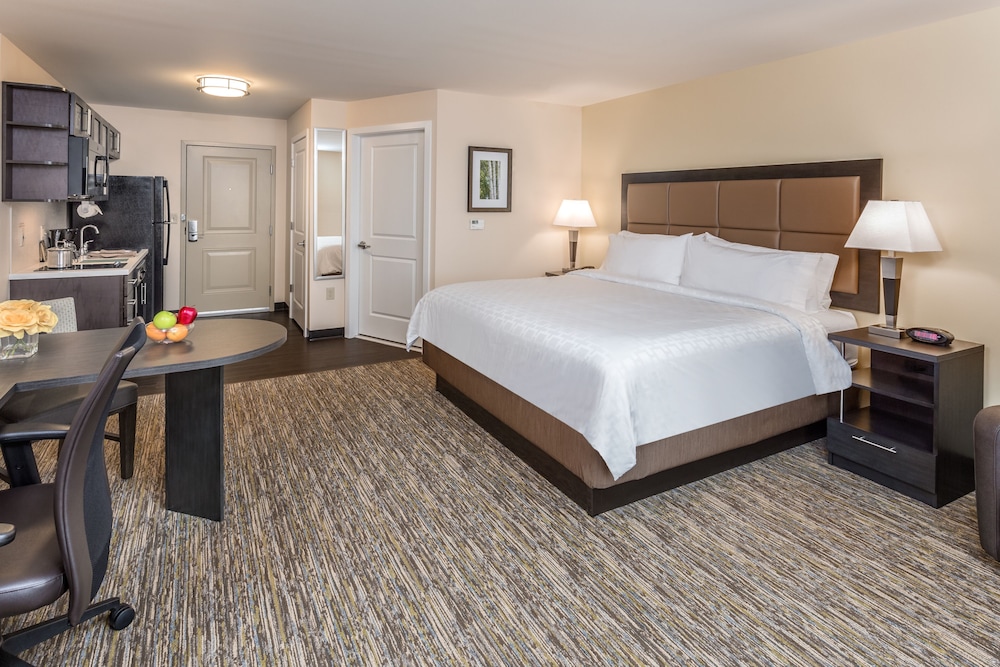 Candlewood Suites Bensalem Philadelphia Area by IHG - photo 12