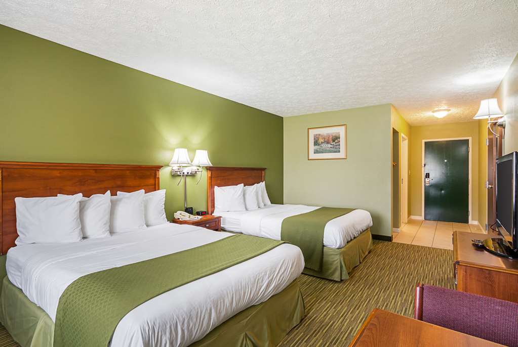 Quality Inn Weston - photo 23