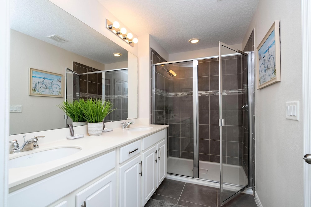 1543 CP Opulent 4BR Townhome: Private Pool Solara Resort - photo 18