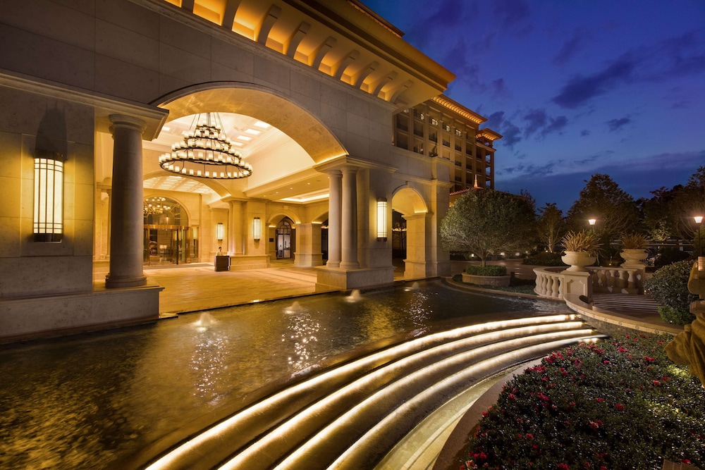 Hilton Yuxi Fuxian Lake in Yuxi, People's Republic of China