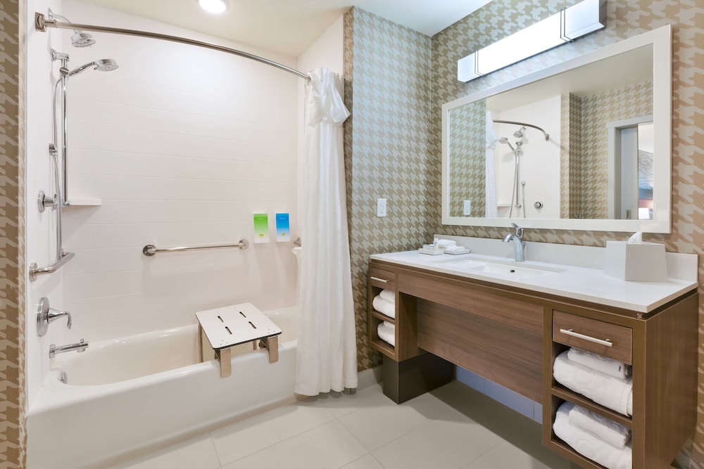 Home2 Suites by Hilton Grand Blanc Flint - photo 20