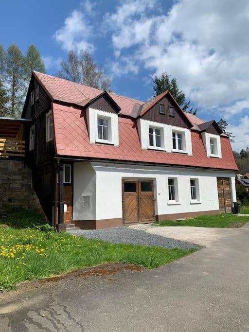 Chalupa Krásný Buk České Švýcarsko in Krasna Lipa, Czech Republic