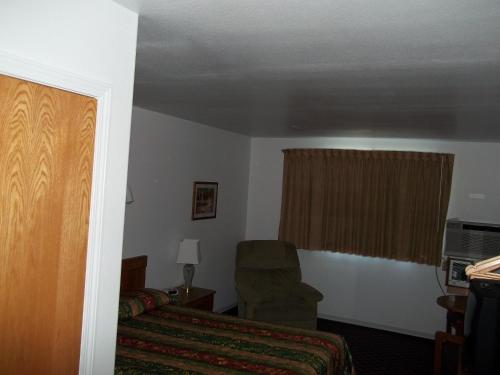 River Valley Inn - photo 7
