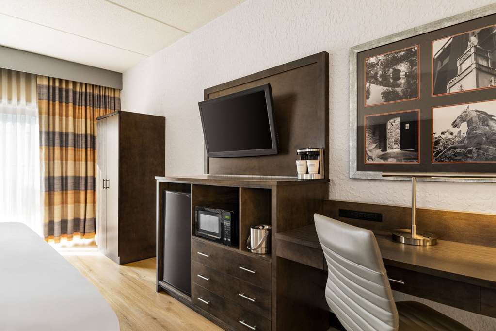 AmericInn by Wyndham Rochester Near Mayo Clinic - photo 40