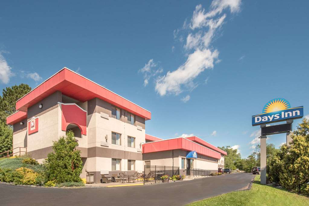 Days Inn by Wyndham Duluth Lakewalk - featured photo