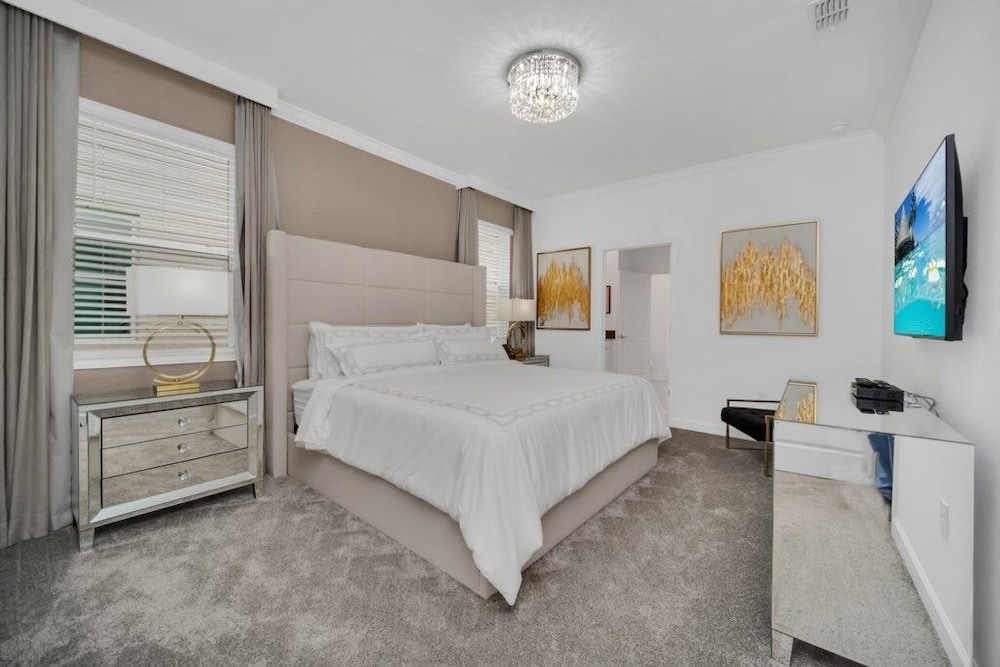 9 Bed Pool Home Storey Lake Resort 9 Bedroom Home by RedAwning - photo 12