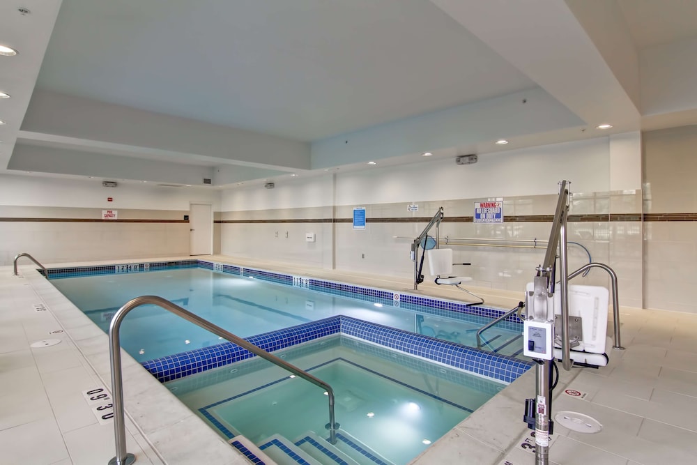 Hampton Inn & Suites Detroit Troy - photo 29