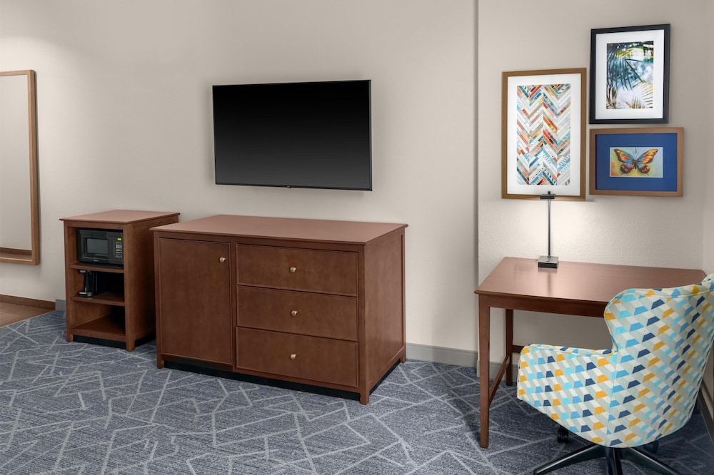 Hampton Inn & Suites Coconut Creek - photo 22