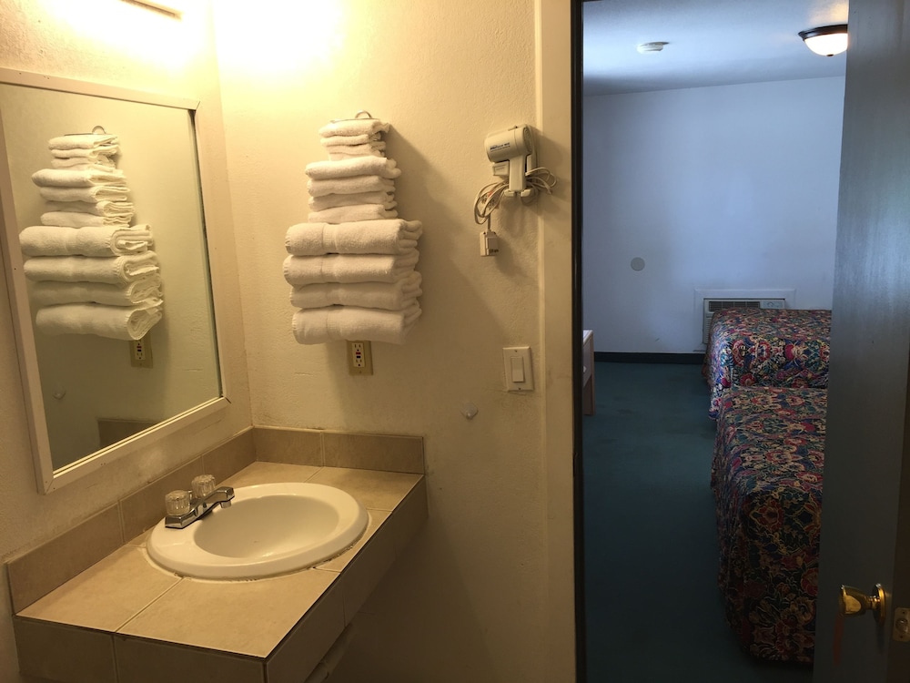Budget Lodge Inn Abilene - photo 17