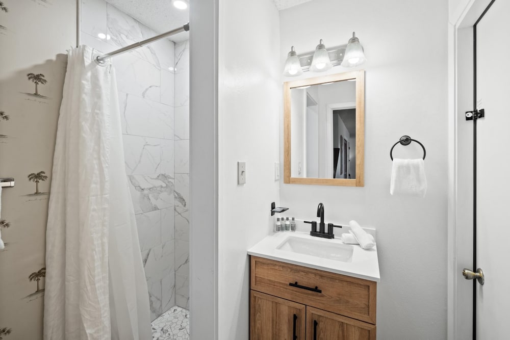 Portside Resort Pet Friendly Rentals by Panhandle Getaways - photo 89