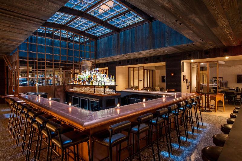 מזון ומשקאות