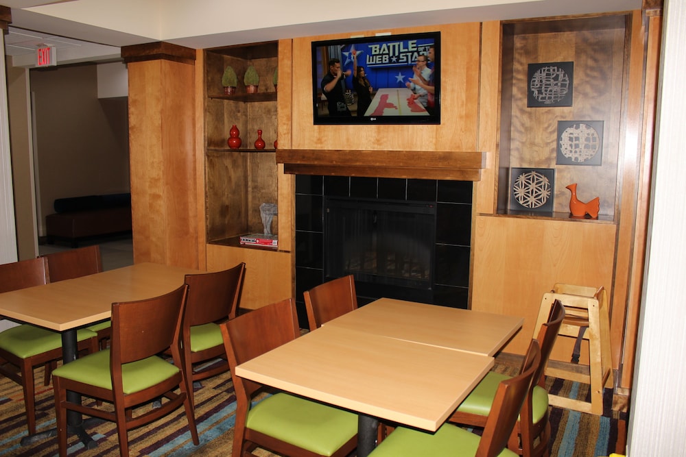 Fairfield Inn & Suites by Marriott Kansas City Liberty - photo 79