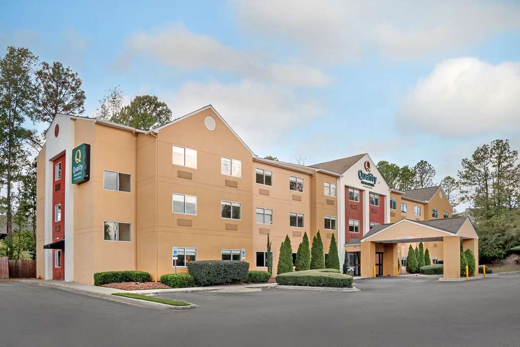 Quality Inn & Suites Birmingham Highway 280 in Birmingham, United States