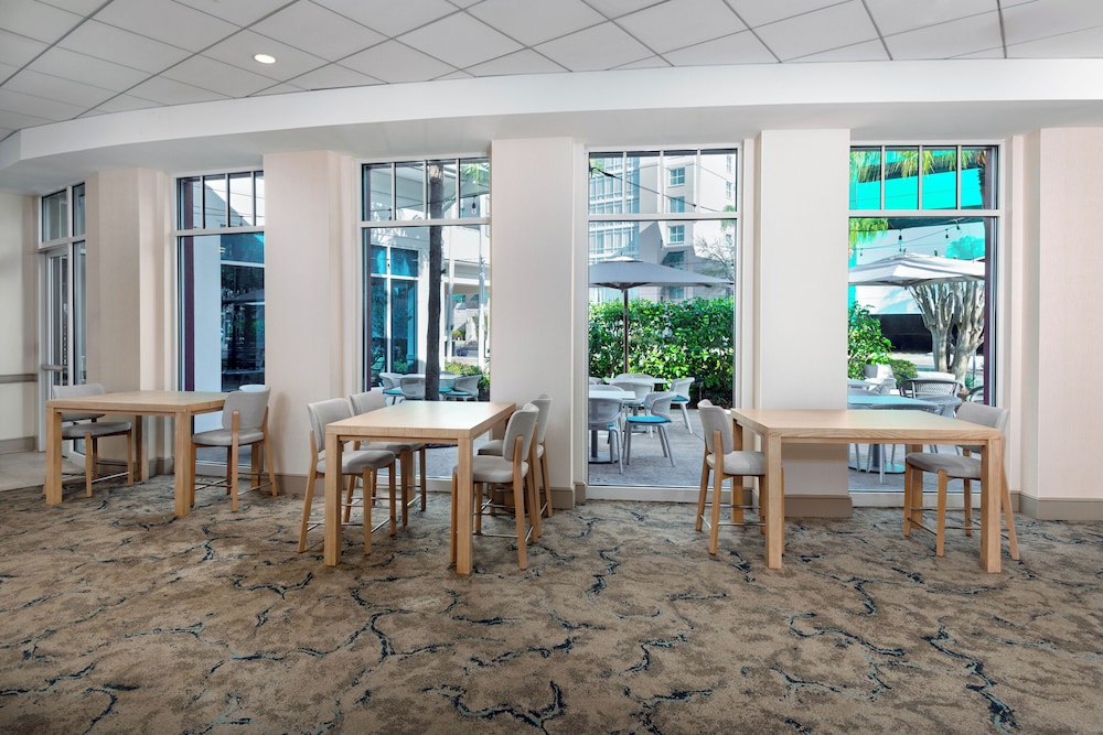 Hilton Garden Inn Tampa Airport Westshore - photo 4