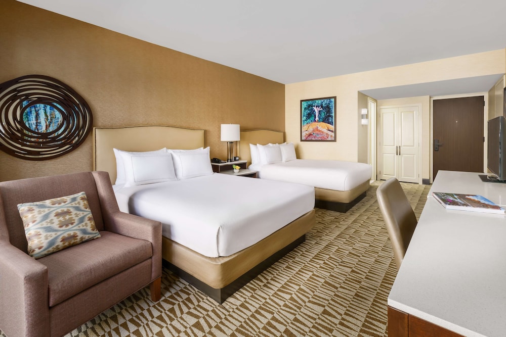 Hilton Phoenix Airport - photo 15