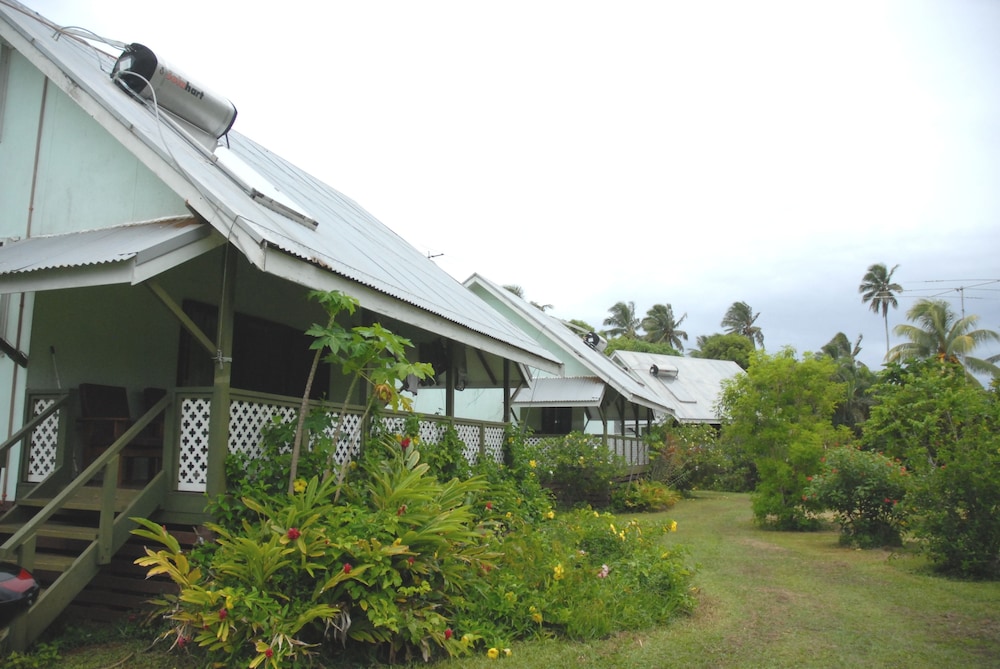 Gina S Garden Lodges — Avarua