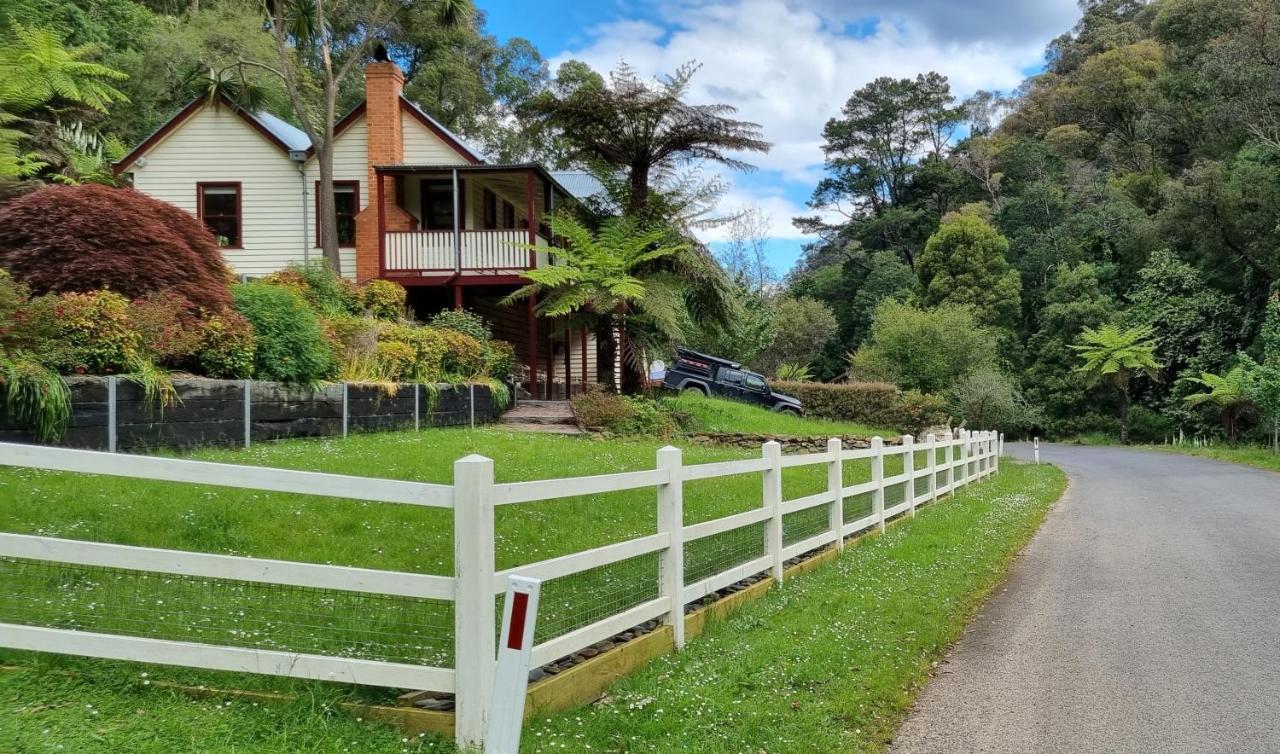 Whitlow Manor 3BR and optional 1BR studio - last minute hotel in Unknown City