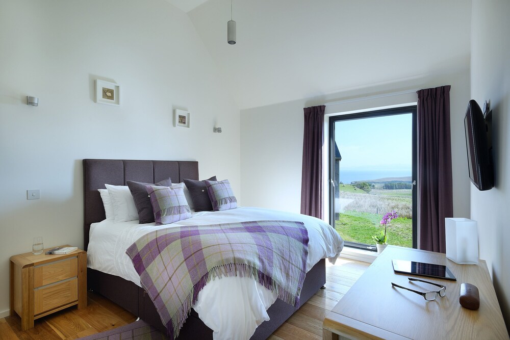 Skye Eyrie — Portree — photo 4