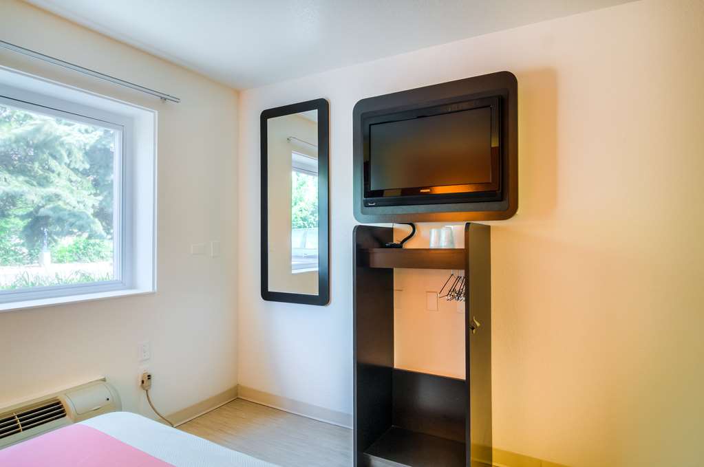 Motel 6 Arlington Heights IL Chicago North Central - photo 13