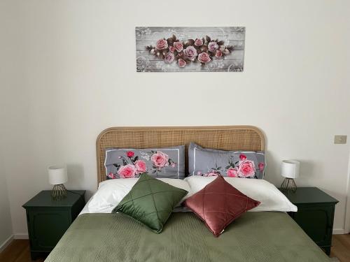 The Rose Apt — 4-Star Luxury Hotel in Rome, Italy