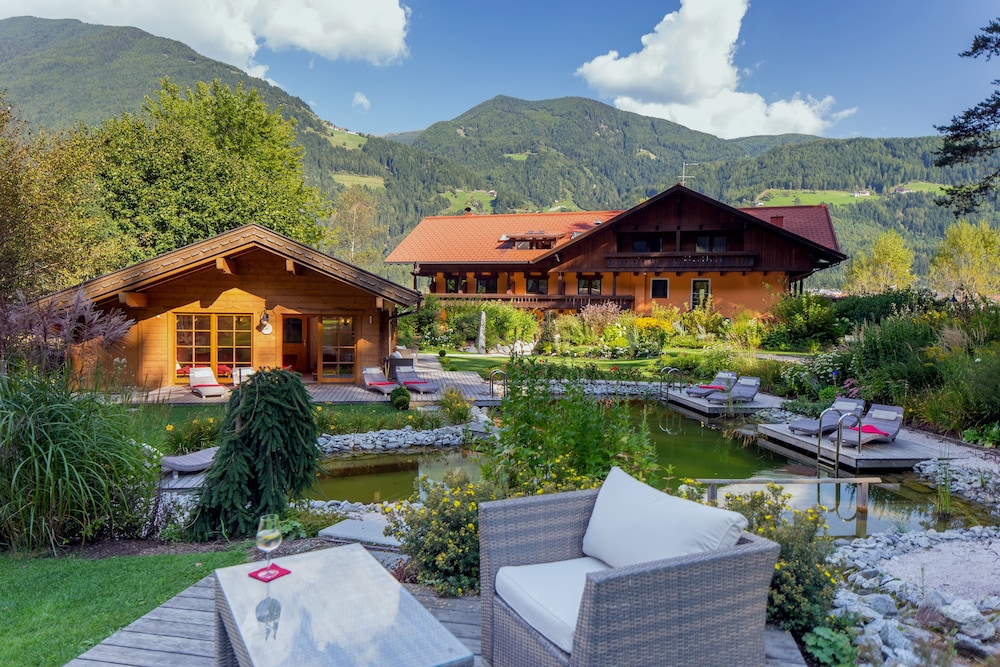 Hotel Burgfrieden — hotel in Gais