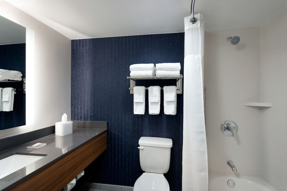 Fairfield Inn and Suites by Marriott Denver Southwest Lakewood - photo 14