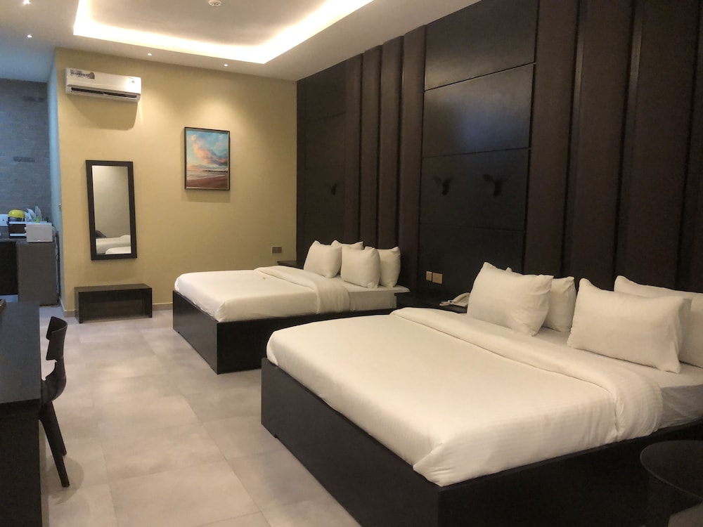 Rosmohr Gold in Uyo, Nigeria