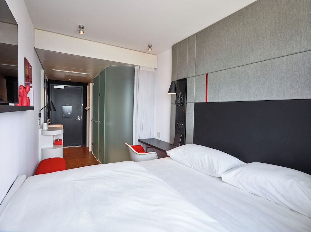 citizenM Seattle Pioneer Square - photo 19